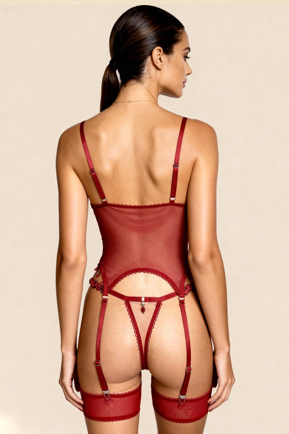 Marisela Red Basque