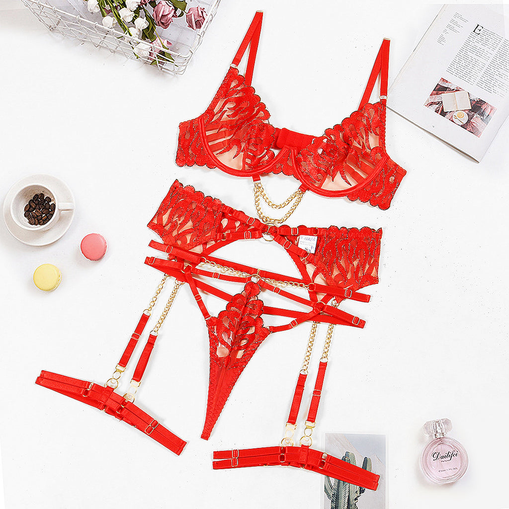 Ensemble Dentelle Feuillage & Chaînes, Cage Sculpturale