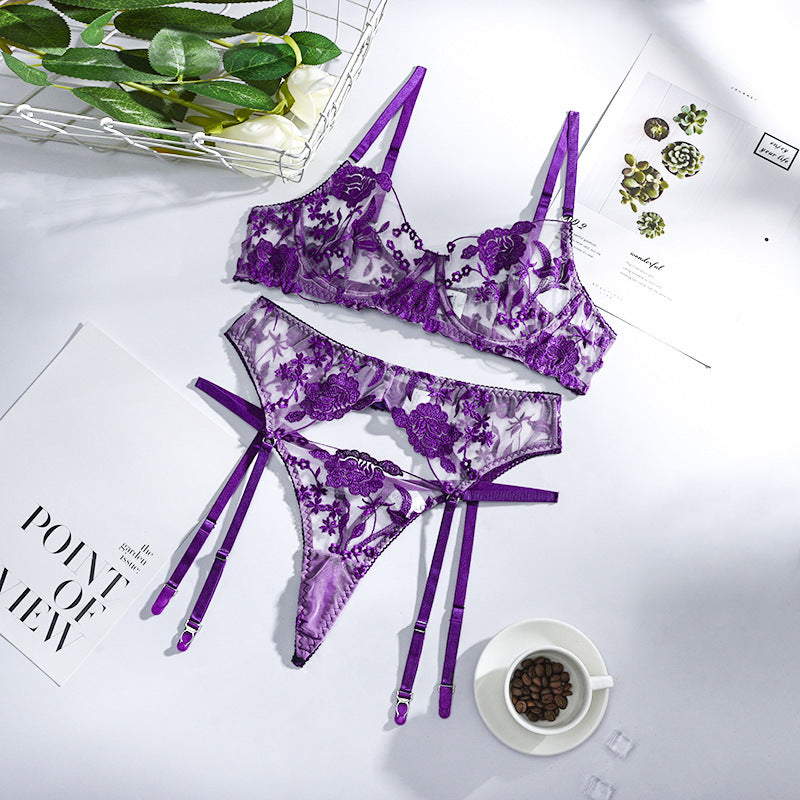 Ensemble Dentelle Florale Brodée à Jarretelles